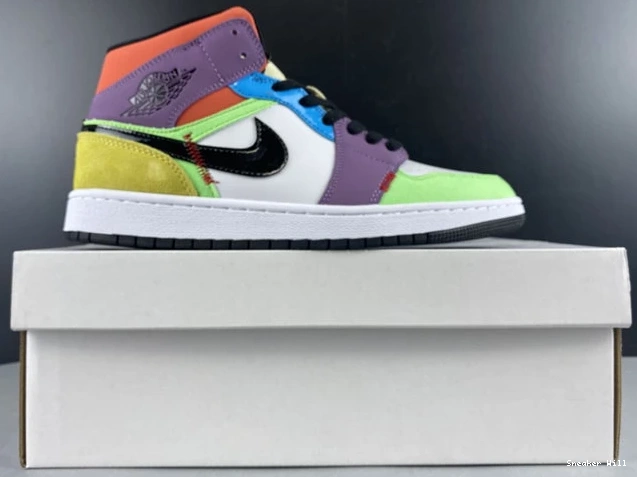 SE Jordan1 Multi-Color SportInspired Mid CW1140-100 524 0611